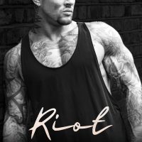 Blog Tour: Riot by Mackenzy Fox